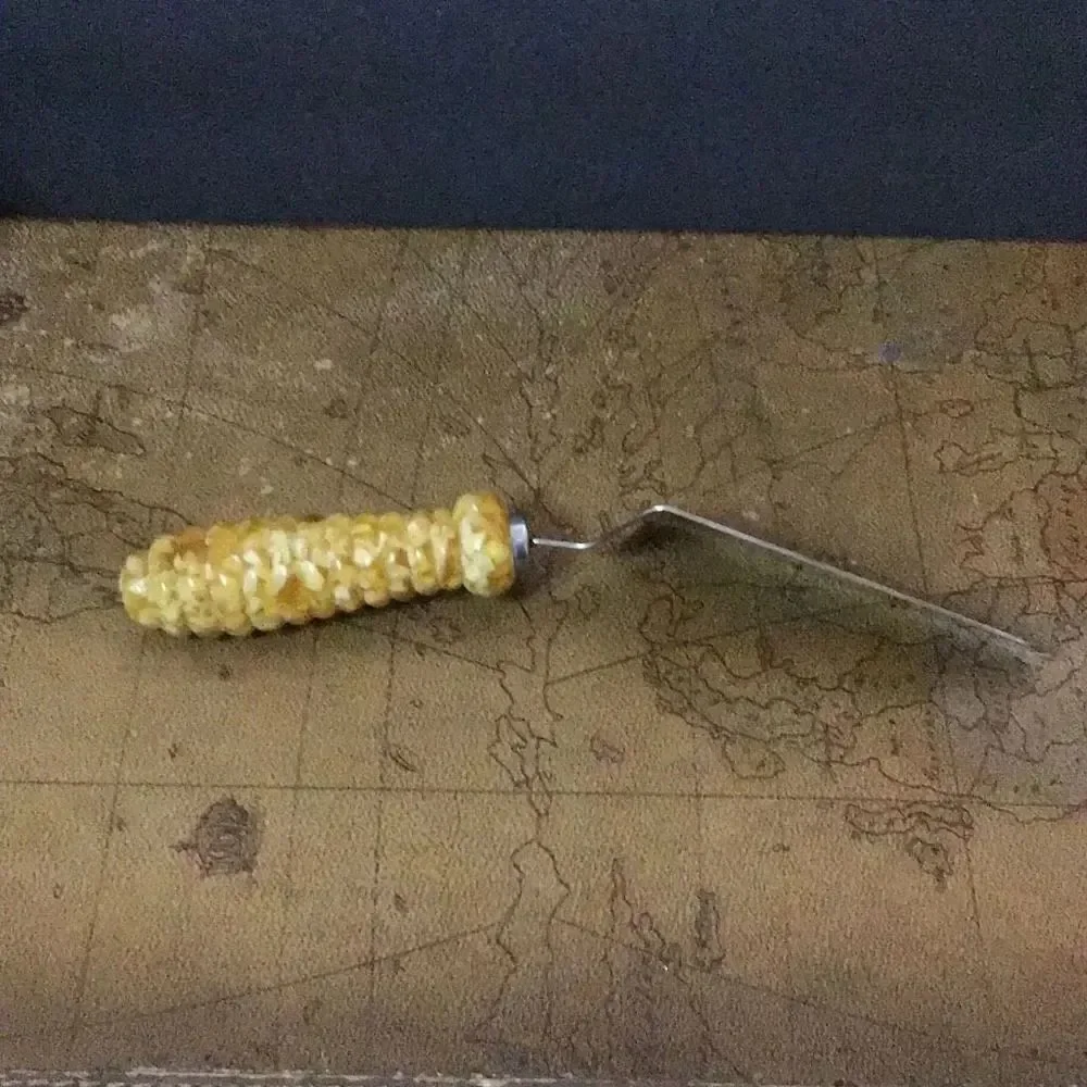 Vintage cake knife real corn kernels handle By Boston warehouse